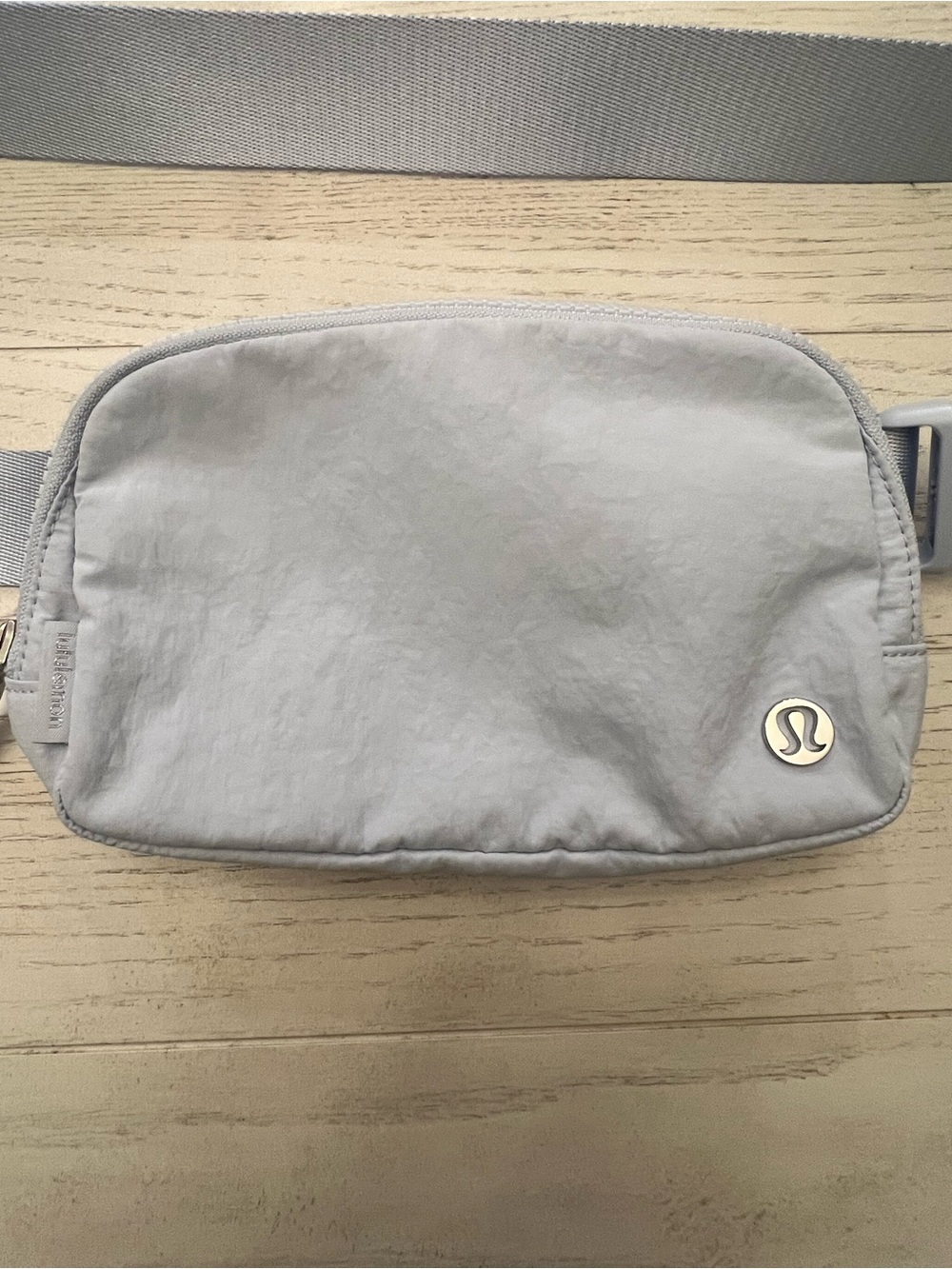 Lululemon Athletica Light Gray Everywhere Belt Bag
